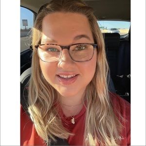 Meet your Posher, Cailee